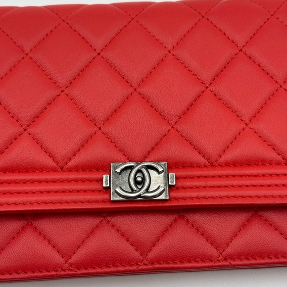 Chanel Quilted Lambskin Boy Red Wallet On Chain - Picture 7 of 17